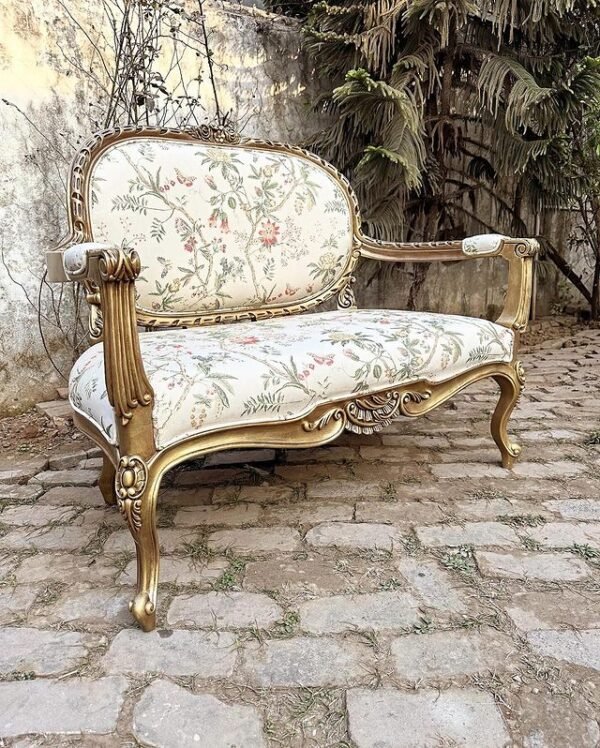Petite settee in classic Louis XV - Image 3