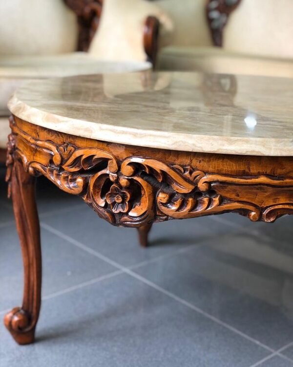 Centre table of French Provençal style - Image 2