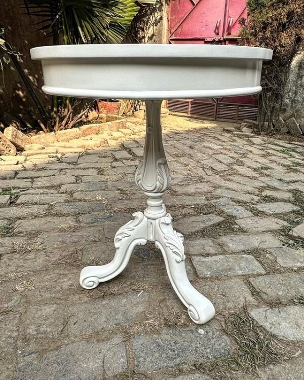 Classic Dinner Table - Image 3